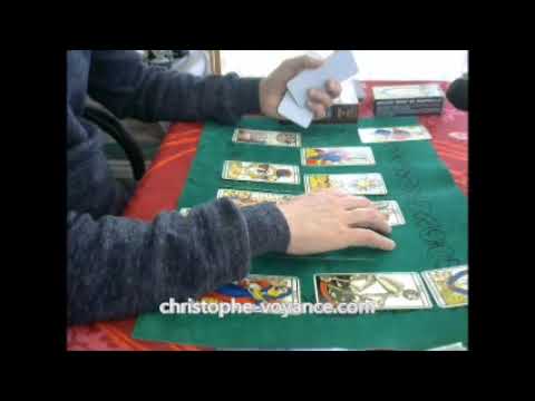 Tirage tarot - Anniversaire et reconstruction de Notre Dame - Paris christophe-voyance